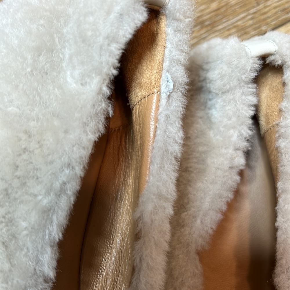 Aquatalia Brinkley Natural Fuzzy Flat Size 6 1/2 - Picture 7 of 7